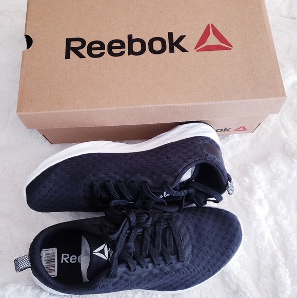 Reebok Shoes - NIB 🖤 Reebok Astoride Soul Shoes